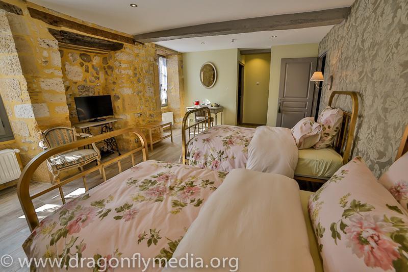 Le Grand Cedre Lolme Quarto foto