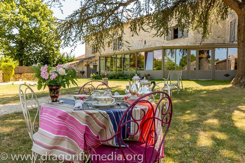 Le Grand Cedre Lolme Exterior foto